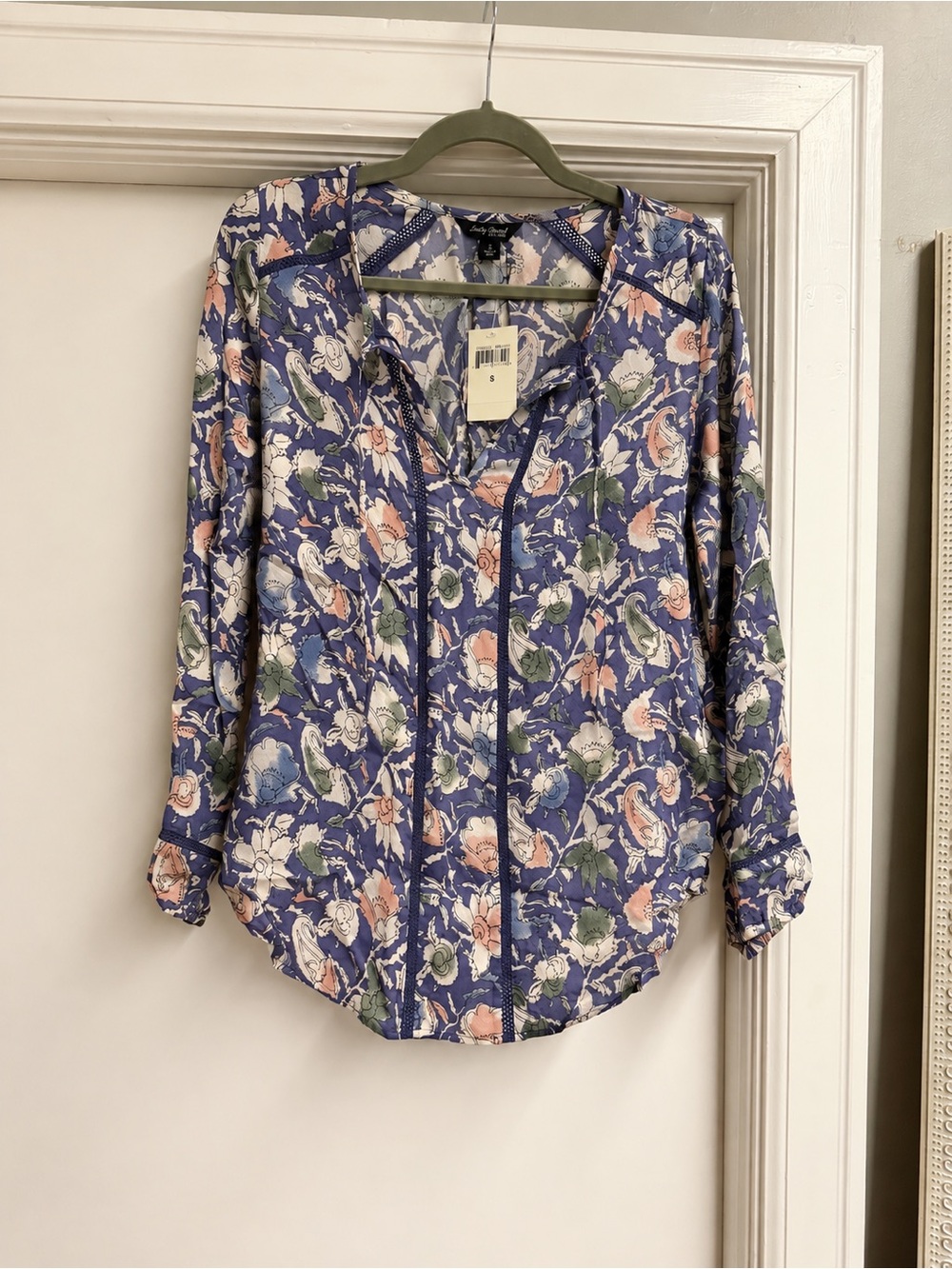 NWT Lucky Brand Floral V-Neck Long Sleeve Blouse - Blue/Pink, Size S